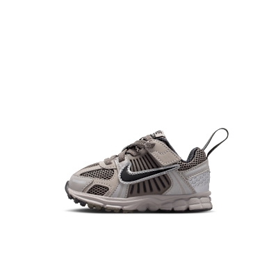 Amazon.com | Nike Zoom Vomero 5 Men's Shoes (FB9149-402